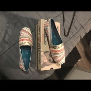Bobs multi colored size 10